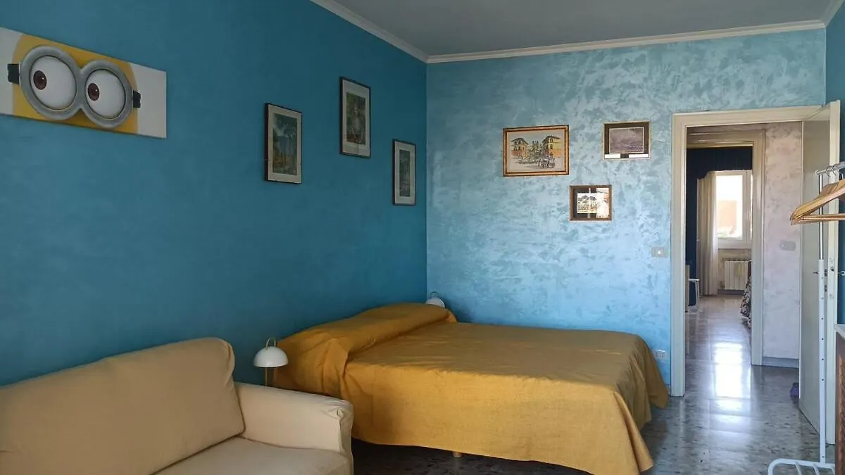 Apartment A Casa Di Ugo - Colors And Space At Pigneto, Rome Italy