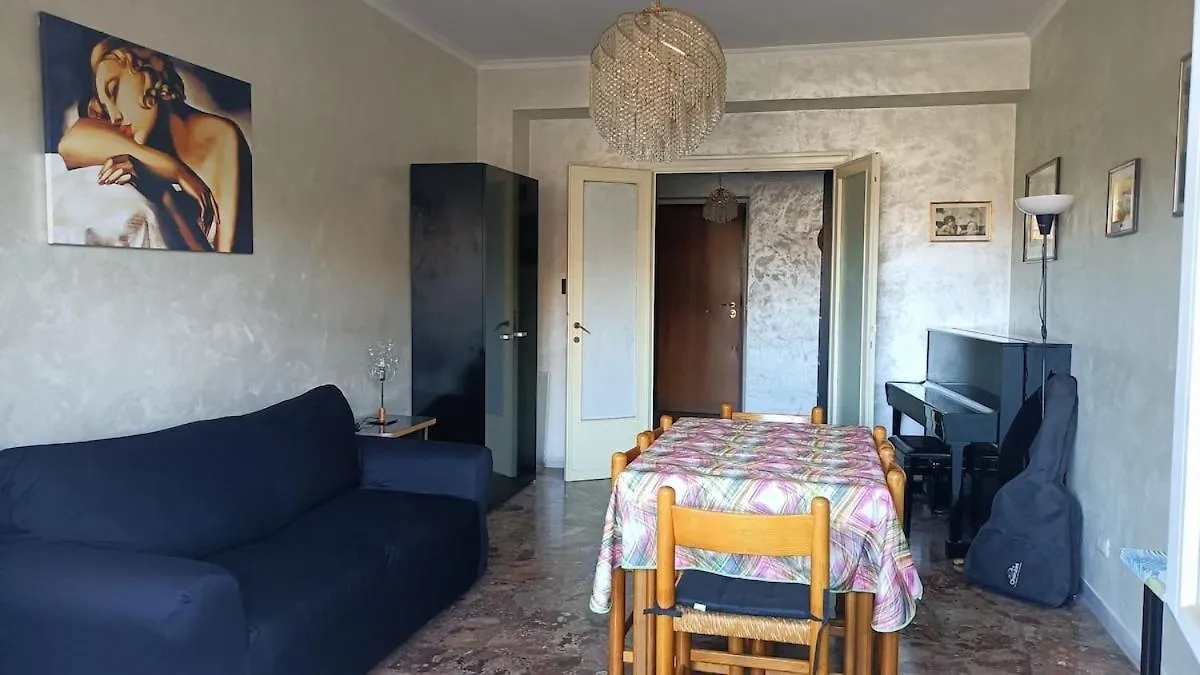 A Casa Di Ugo - Colors And Space At Pigneto, Rome Apartment